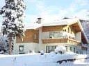 greger_haus_winter_aussen